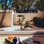 Fantastic In A Haven Near Uzes * Saint-Siffret