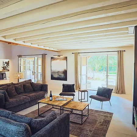 Casa vacanze Fantastic In A Haven Near Uzes *