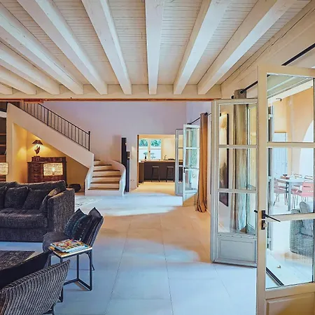 Fantastic In A Haven Near Uzes *