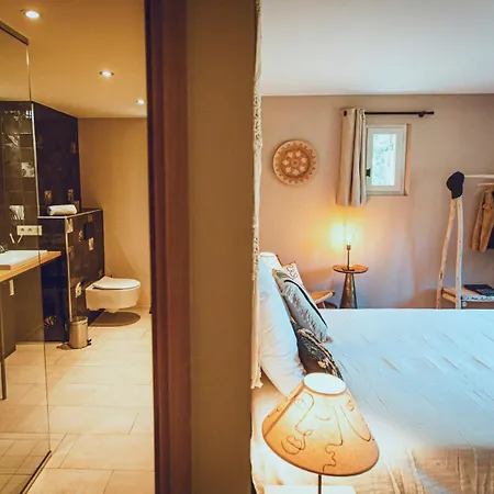 Fantastic In A Haven Near Uzes * Saint-Siffret