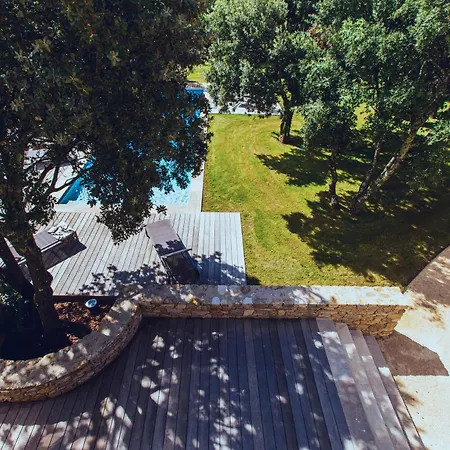 Feriehus Fantastic In A Haven Near Uzes