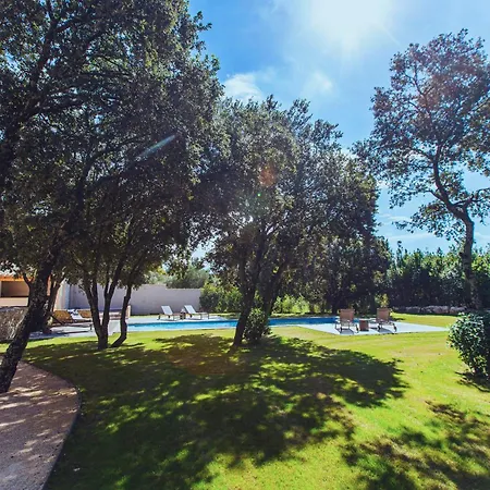 Fantastic In A Haven Near Uzes * Saint-Siffret