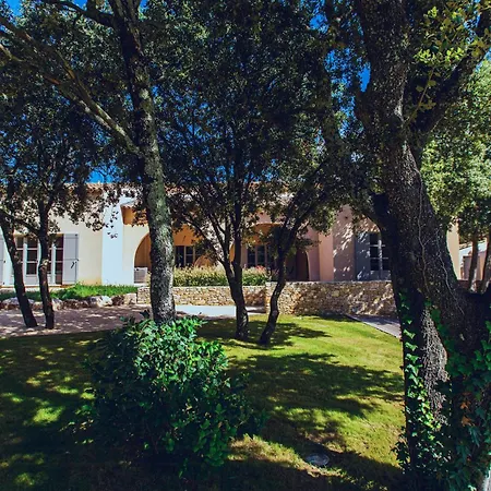 Fantastic In A Haven Near Uzes